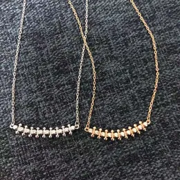 Designer Carter Bullet Halsband Personlig enkel klumpkedja Full Diamond Hollow Out Necklace samma smycken