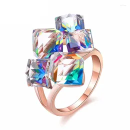 Cluster Ringe Design Magische Geometrische Würfel Kristall Für Frauen Schmuck Vier Farben Weibliche Finger Ring Party Geschenk