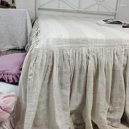 Sängkjol Senaste linne Ruffled med Split Corners Platform Randig damm Ruffle Bedding Free Wrinkle Bedskirt samlade TJ8201