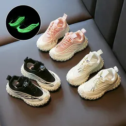 Sneakers Children Night Glow Baby Shoe Boy Casual Sneaker Mesh Breathable Soft Sole Baby Girl Shoe Tenis Infantil Menino Tenis Para 231201