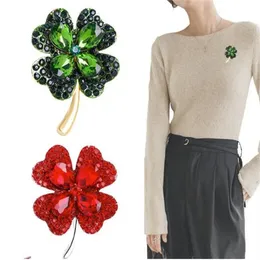 Rhinestone Clover Brosches for Women Green and Red Color Pin Peace and Health Plant Jewelry GC2489