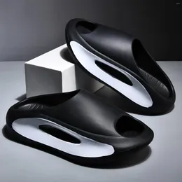 Slippers Summer Sneaker Thick Bottom Platform Slides Soft EVA Hollow Unisex Sandals Casual Beach Shoes For Women Men