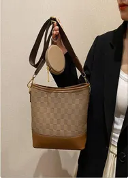 Female Bags Shoulder Bags Messenger Bag Women Bucket Large Capacity Vintage PU Leather Lady Handbag Brown5754192
