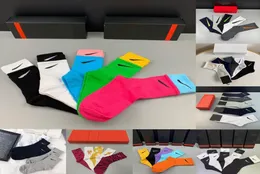 Moda Erkek Çoraplar Desigers Kadınlar ve Erkekler Socking Mektubu Nefes Alabilir Rahat ve Elastik Pamuk Jogging Basketbol Futbol SPO7006152