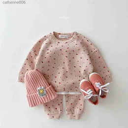 Conjuntos de roupas 2023 nova criança crianças waffle algodão roupas conjunto muitas frutas impressão moletom + calças casuais 2pcs meninos terno bebê menina outfitsl231202