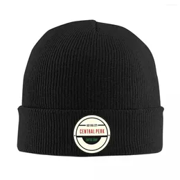Berets Central Perk Mankieczka dla mężczyzn dla kobiet kawiarnia York City Winter Skugul Knitting Hat Cap