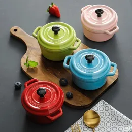 Bowls Ceramic breakfast bowl Ramekins with Lids Oven Safe Creme Brulee Mini Casserole Souffle Cover Handle for French Onion Soup 220ml 231202