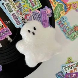 Keychains Funny White Ghost Keychain School Bag Pendant Doll Cute Plush Hanging Accessories Creative Children's Gift