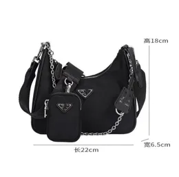 Luxurys Mulheres Homens Triângulo Bolsa Re Edição 3 Peça Cleo Tote Bags Nylon Atacado Underarm City Designer Bag Canvas Crossbody Ombro Clutch Chain Bag