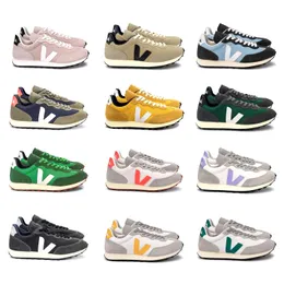 2024 New Designer Casual shoes Mens Womens Rio Branc Sneaker tennis shoe Fashion Leather Top Low walk Shoe Outdoor travel White black Run flat Dress shoes gift trainer