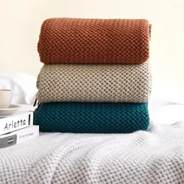 Blankets Nordic Windswept Blanket Cover Knitted Shawl Solid Color Bed End Towel Wool Sandhair