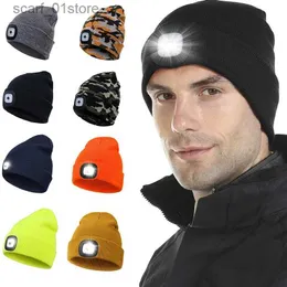 Beanie/Kafatası Kapakları LED Işık Örme Şapka Sıcak Elastik Beanie Sonbahar Kış Açık Hava Gece Yürüyüşü Balıkçılık Kampı Kambası Bonnet Unisex Fars231202