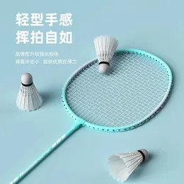 Badminton Rackets badminton racket set singel och dubbel racket ultralätt och hållbar badminton racket set för män kvinnor nybörjare studenter 231201