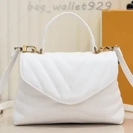luxury shoulder bag crossbody bags handbags designer purses luxurys Womens Messenger Bag Leather 5A Genuine Cheap Branded Bags Best Brands For Bags Weekend Ladies