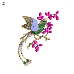 Brooches Women Fashion Garment Brooch Accessories Copper Inlaid Zircon Rich Bird Fur Trench Coat Pin Corsage Female Clothing Decoration