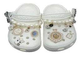 Shoe Parts Accessories Vintage Charms DIY Shoes Decorations Princess Retro Pearl Buckle Shiny Luxury Chain Q06185082032