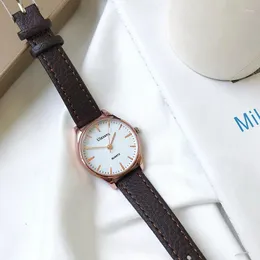 ساعة Wristwatches Wather Watch Watch الفولاذ المقاوم للصدأ مقاومًا بسيطًا بسيطًا ساعات حزام جلدي رائع مع كوارتز على الطراز العصري