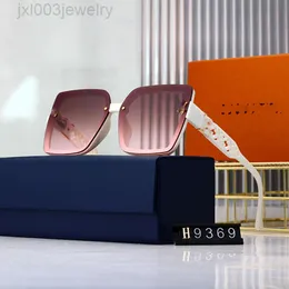 Projektant Luis Vitons Okulary przeciwsłoneczne Loius Vuiton luksusowe okulary przeciwsłoneczne 2024Spring nowe okulary przeciwsłoneczne spersonalizowane internetowe celebrytka ta sama kwadratowa okulary mody ulica