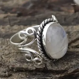 Anillos de racimo SoEuropean y American Joyería de plata tailandesa Deseo Anillo de piedra de luz de luna Exagerar primero al por mayor