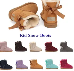 U Boots for kids Botas nuevas para niños Australia Botas de nieve Zapatos de diseñador para niños Invierno Clásico Ultra Mini Botton Bebés Niños Niñas Botines de tobillo Piel para niños Gamuza G 24