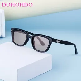 Sunglasses DOHOHDO 2024 Korea Style Fashion Narrow Frame Cat's Eye UV400 Luxury Designer Men Women Polarized