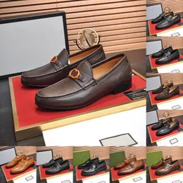 105Modello 2024 Scarpe eleganti firmate da uomo classiche di lusso in stile italiano Oxford in vera pelle Slip-On Nero Marrone Scarpe da cerimonia per ufficio da ufficio per uomo 38-46