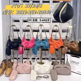 Margiela 2024 가을/겨울 뉴 MM6 MM6 MAGILLA SPONGE CLOUD BANG Hobo Cowhide Crescent Bag Handheld 1 겨드랑이 가방