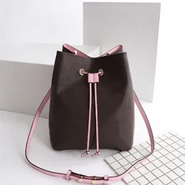 حقائب مصممي النساء الفاخرات 2020 4 ألوان حقائب الكتف دلو المرأة Escale Neonoe Crossbody Bag2570