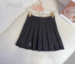 Skirts Designer Brand 2023 Early New Miu Family Short Skirt, Age Reducing Versatile, High Waist, Wrapped Hips, A-line Anti Glare, Hundred Pleats Half Length Skirt FB4A