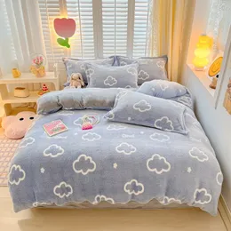 Conjuntos de cama Quente Quilt Cover Estilo Dos Desenhos Animados Duveta Capas de Veludo e Roupa de Cama de Pelúcia housse de couette Home Consolador Sem Fronha 231204