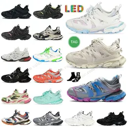 Designer-Schuhe Track 3 3.0 LED Triple White Black Shoes Homens Mulheres Faixas LED Sneaker Tess.s. Tênis Gomma Couro Trainer Nylon Plataforma Impressa Sapatilhas Run Scarpe