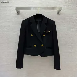 デザイナーの女性コート長袖オーバーコート冬のファッションボタン装飾ブランド高品質のターンダウンカラーウエスタンスーツジャケット12月4日