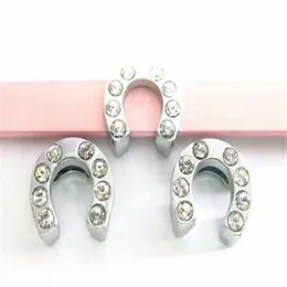 20 50 pz / lotto 8mm strass zoccolo di cavallo charms per diapositive a ferro di cavallo accessori fai da te adatti per braccialetto da 8MM braccialetto moda gioielli238A