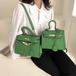factory wholesale women bag elegant atmosphere litchi pattern portable shoulder bags green fashion shoulders handbags Joker leather messenger handbag 8222 AC1C