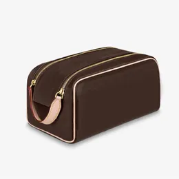 TOILET DOPP KIT POUCH Cosmetic Bags Women Portable Washing Room Beauty Box272g