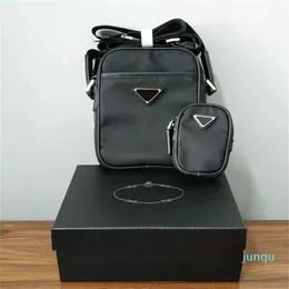 Erkek lüks siyah telefon çantaları tasarımcılar 2 parçalı çapraz çantalar erkek mini naylon omuz çantaları sm3065 ile moda haberci çanta üçgen