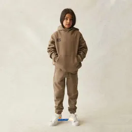 Essentialhoodies 어린이 옷 아기 Ess 후드 세트 Essentialhoody 세트 스웨트 셔츠 디자이너 의류 패션 필수 셔츠 남자 137