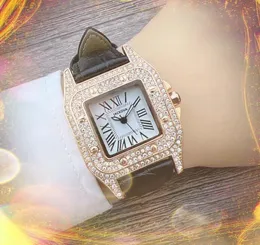 スクエアローマナンバークォーツ時計レッドピンクの革の女性ローマタンクダイヤルクロックフルダイヤモンドリング有名