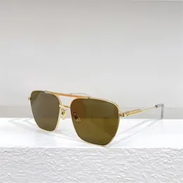 Hochwertige Doppel-Designer-Sonnenbrille für Herren, Brücke, Damen, klassische Gläser, Sonnenbrille im Pilotendesign, geeignet für Mode, Strand, Fahren, mit Box und Etui