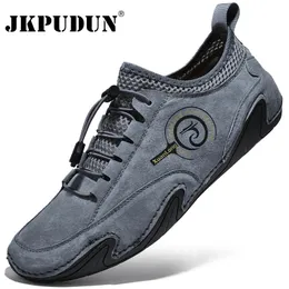 Sapatos de vestido homens casuais respirável tênis de couro estilo britânico mocassins luxo designer barco zapatos hombre 231204