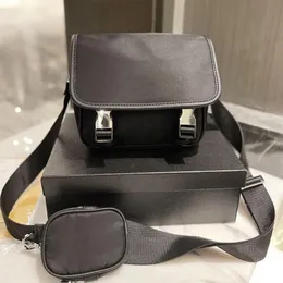 Designer Men's Black Briefcases Fashion Nylon Crossbody Briefcase Shoulder Bag Casual Business Purses Flaps with Triangle Seq282k