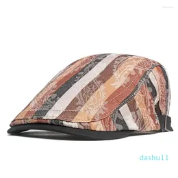 デザイナーベレー帽の縞模様のプリントベレーベレーズキャップメンズフォワードアウトドアサンハットキャップのためのアーティスト