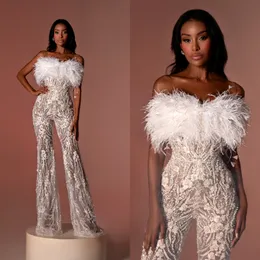 Fashion Feather Wedding Jumpsuit golvlängd axelbandslös applicerad skräddarsydd byxor kostym paljett bröllopsklänning