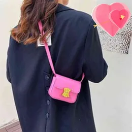 Factory Online Export Designer Tide Brand Ladies Bags Arc Mini 2022 Single Shoulder Messenger Tofu Female Small Square255Z