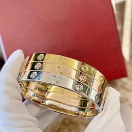 Med Box Diamond Bangle Armband Luxury Designer Armlets för Woman Man Lover Armelets smyckenförsörjning