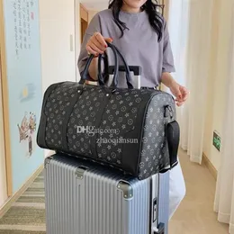 Erkekler Duffle Bag Duffel Torbalar Bagaj Seyahat Çantası Kadınlar Büyük Kapasite Bagaj Çantası Bagaj Su Geçirmez Çantası Günlük Seyahat Çantaları239N