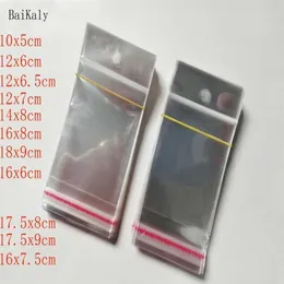 1000 pz / lotto Sacchetti di plastica trasparenti con sigillo autoadesivo Sacchetti di imballaggio in cellophane trasparente richiudibile Borsa OPP con foro per appendere T2327j