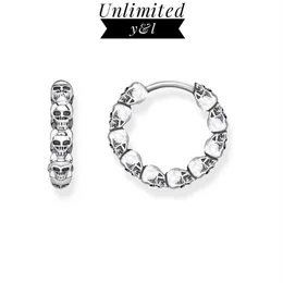 Charm Skull Creole Hansed Hoop Earrings 925 Sterling Silver Style Skeleton Round Fashion Smycken Kvinnor Män 2021286w