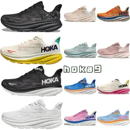 Designer Hoka One Clifton 9 Athletic Running Shoes Bondi 8 Carbon X 2 Sneakers Shock Absorbing Road Fashion Mens Womens Women Men travis