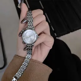 Uhr für Damen, wasserdicht, klein und luxuriös, authentisch, schlicht, 2024, neues Studentenarmband